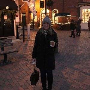 Meet your Posher, Jenna